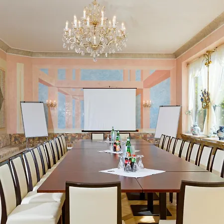 מלון Wittelsbacher Hof Swiss Quality 4*