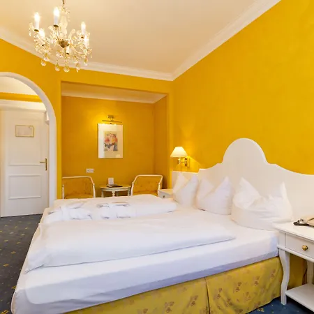 Готель Wittelsbacher Hof Swiss Quality 4*
