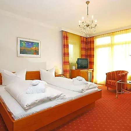 Готель Wittelsbacher Hof Swiss Quality 4*