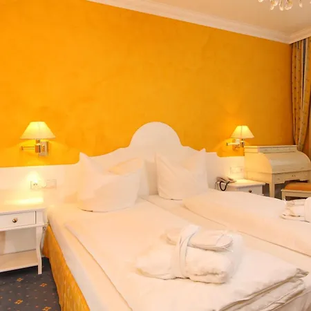 Готель Wittelsbacher Hof Swiss Quality 4*