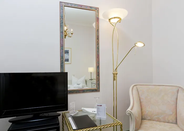 מלון Wittelsbacher Hof Swiss Quality